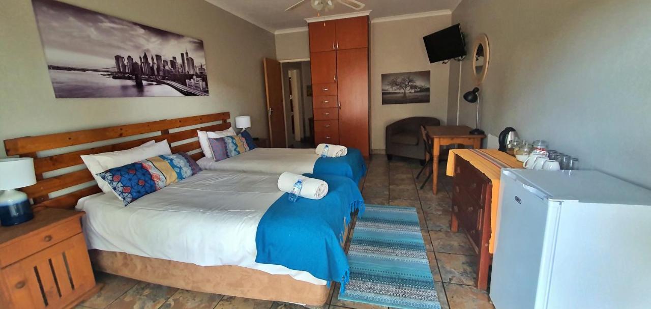 Aero Lodge Guest House Middelburg  Exterior foto